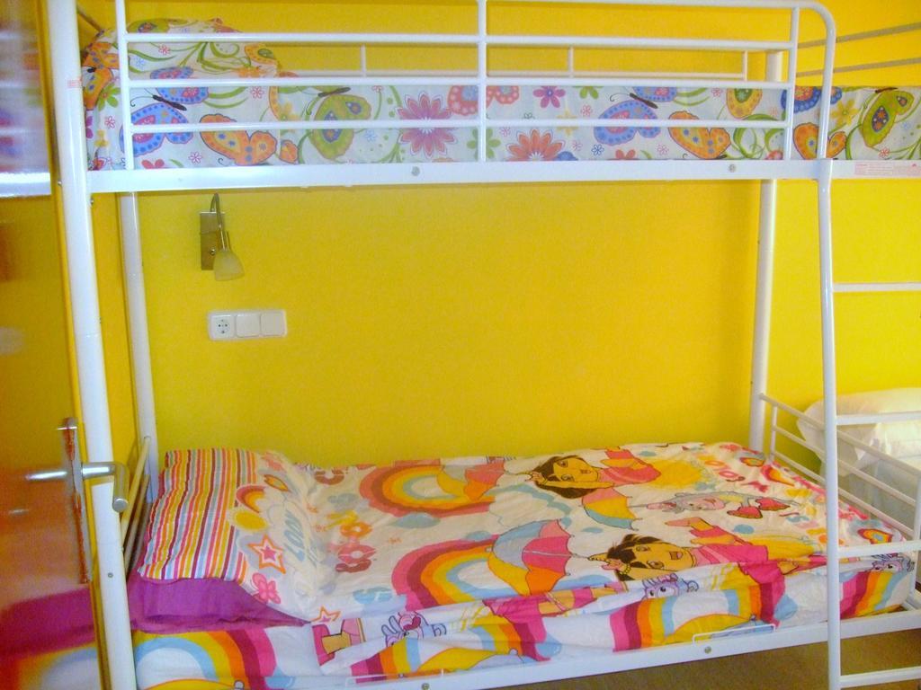 Besalut Apartment Bagian luar foto
